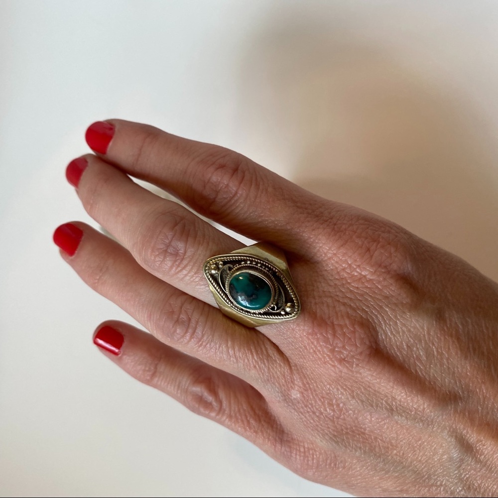 Gold Bohemian Ring w. Green Stone